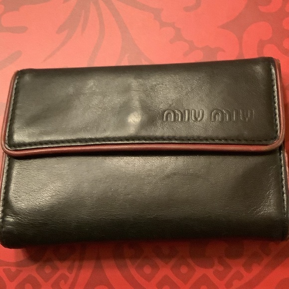 Miu Miu Black Leather Wallet with Red Trim - Picture 1 of 11